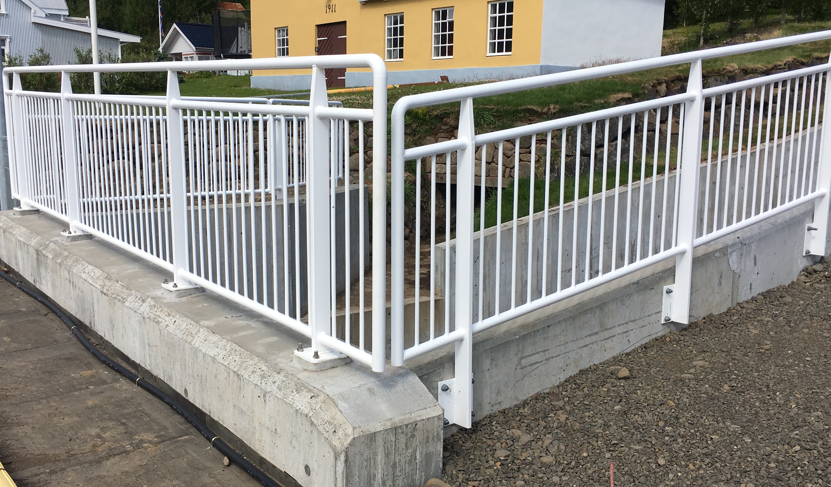 Handrið